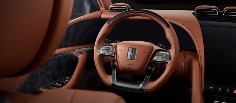 U 8 внедорожник салон