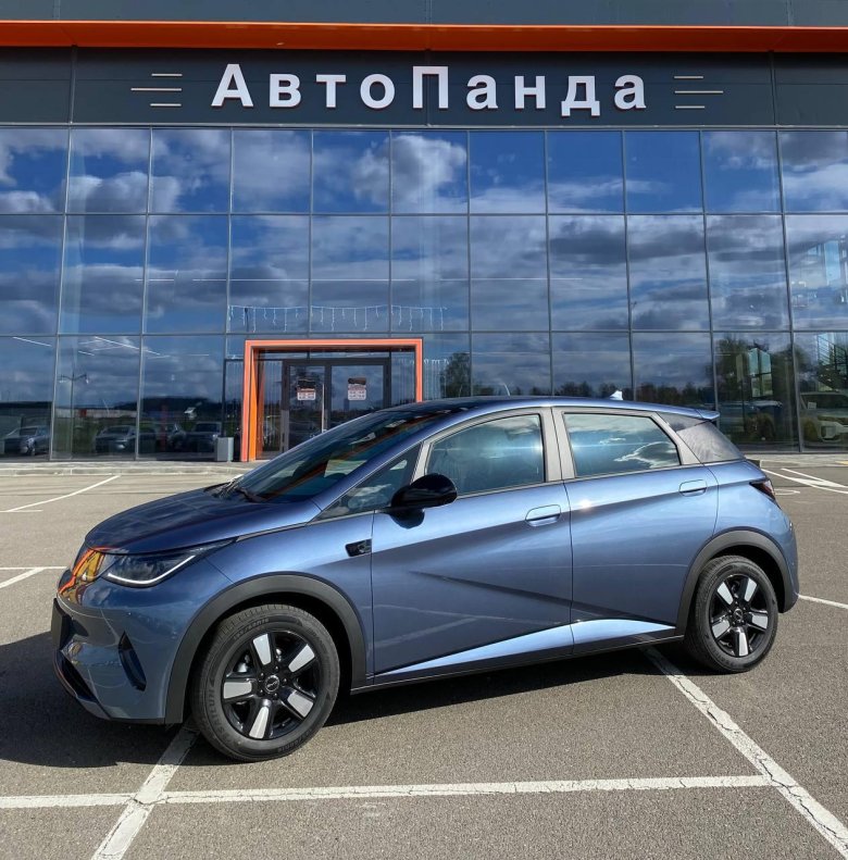 Автомобиль byd