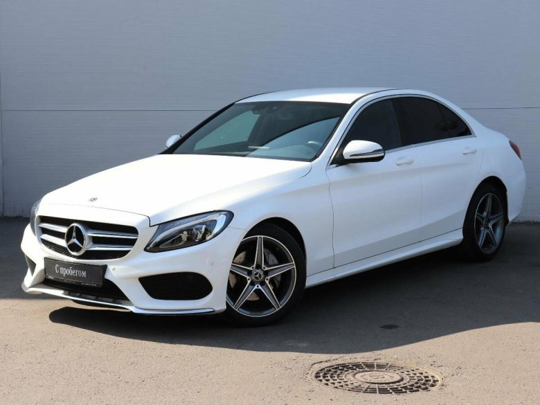 Белый мерседес бенц е класс 213