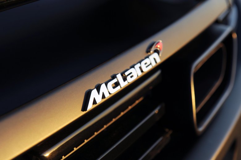 Mclaren значок
