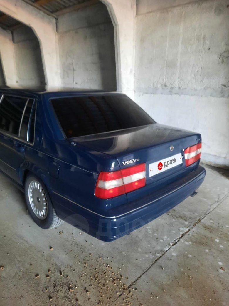 Седан вольво