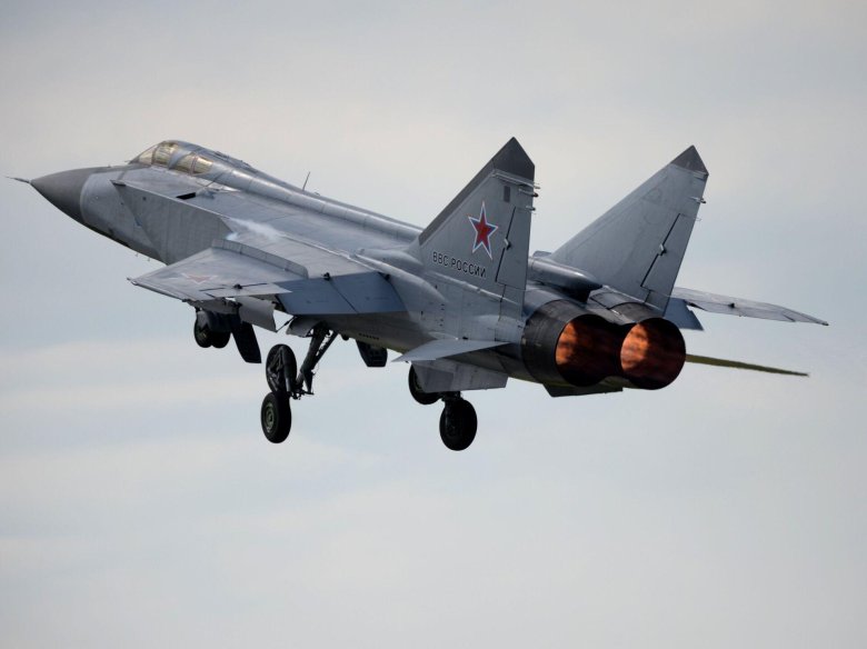 Истребитель перехватчик миг 31