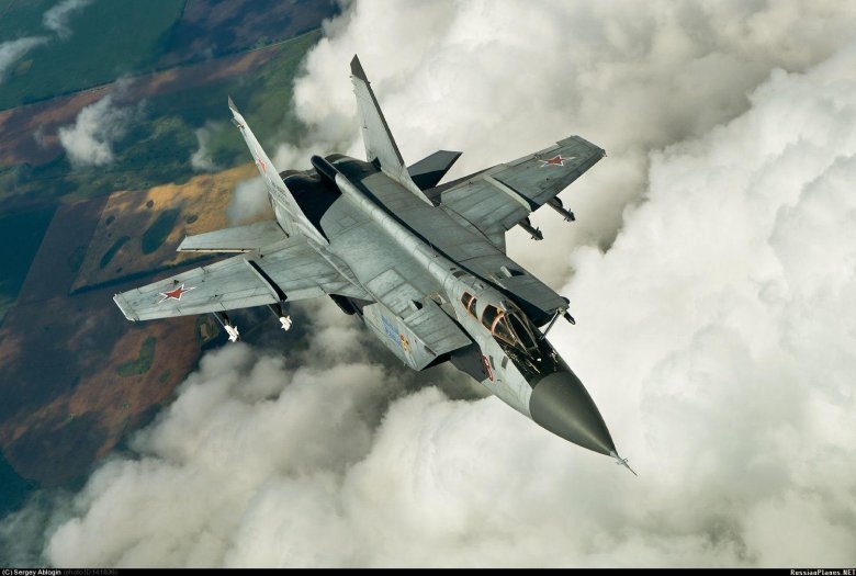 Истребитель перехватчик миг 31