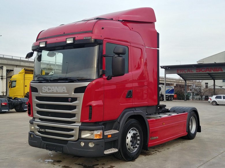 Седельный тягач скания