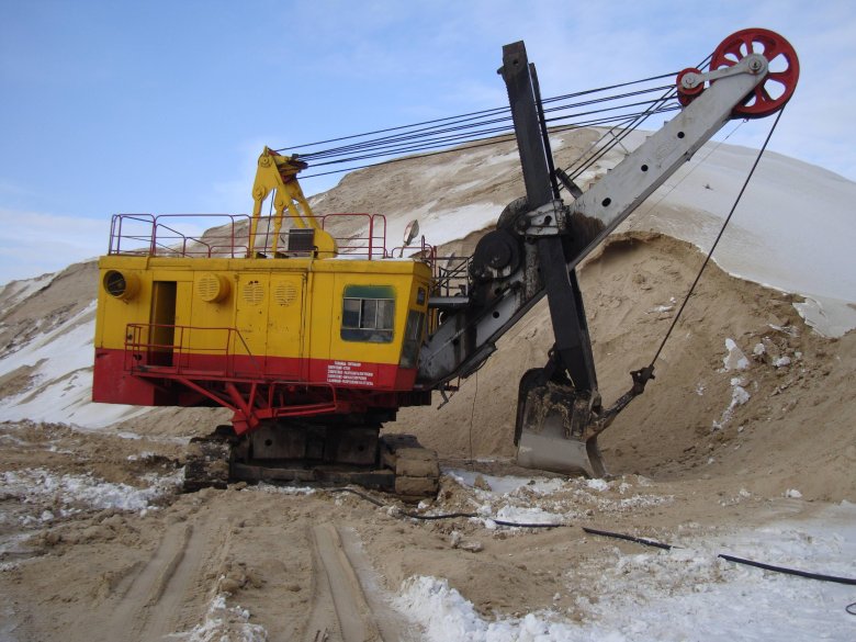 Экскаватор узтм экг 5