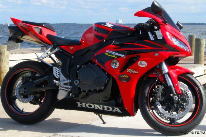 Мотоцикл honda cbr1000rr красный