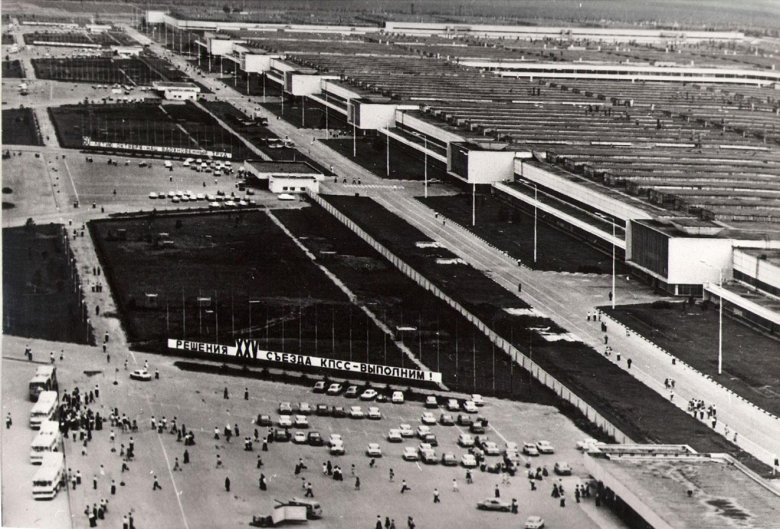 Камский автомобильный завод набережные челны ссср