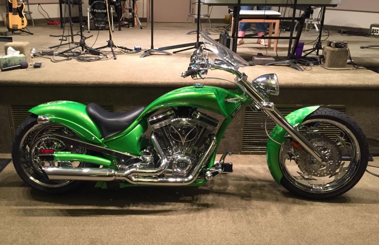 Урал чоппер кастом зелёный