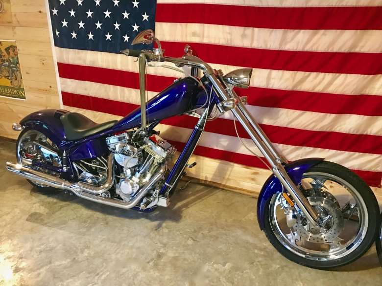 Мотоцикл американский чоппер