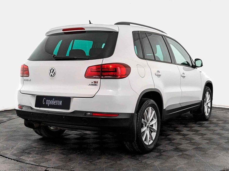 Белый фольксваген тигуан