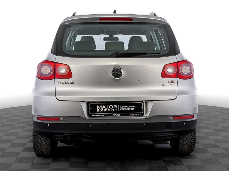 Volkswagen tiguan 2011