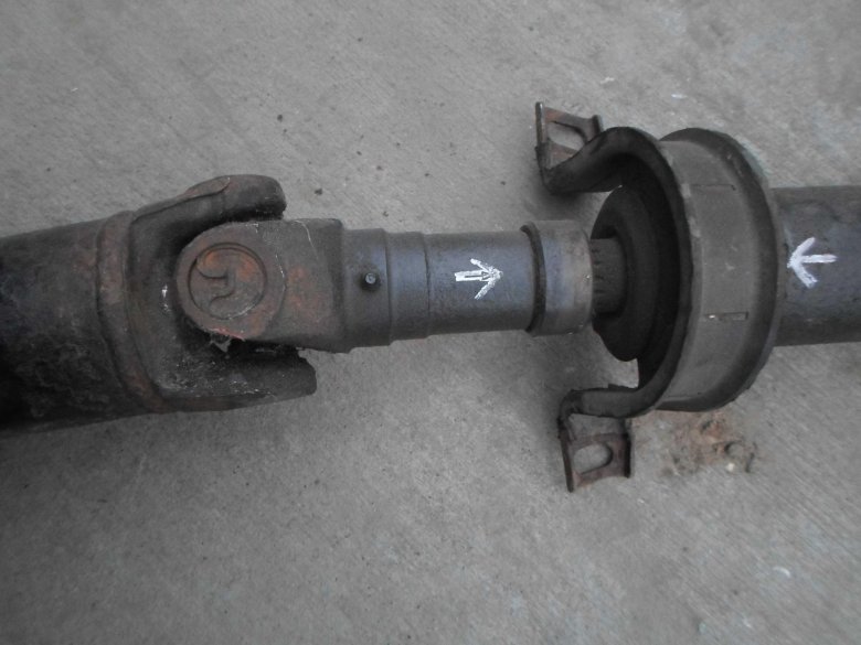 Карданный вал спринтер