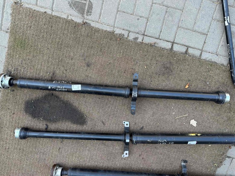 Карданный вал мерседес виано 639