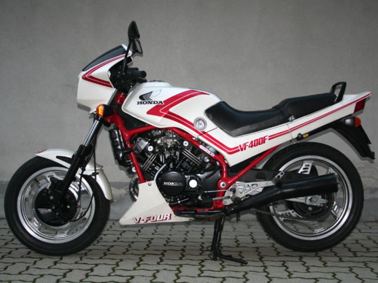 Honda vf400