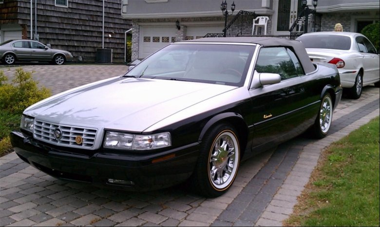 Cadillac allante 1993