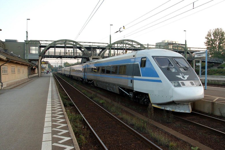 Поезда в швеции x2000