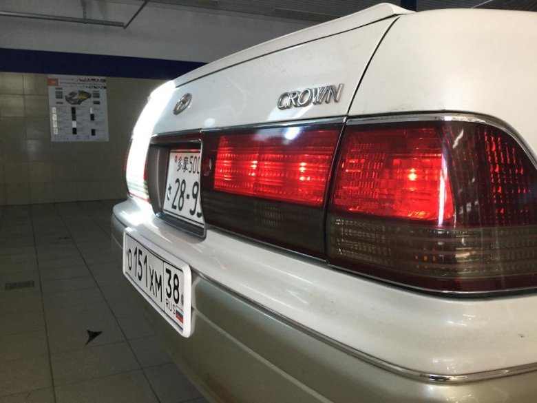 Toyota crown 150 задние фары