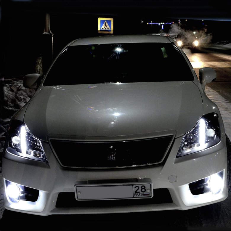 Тойота краун атлет