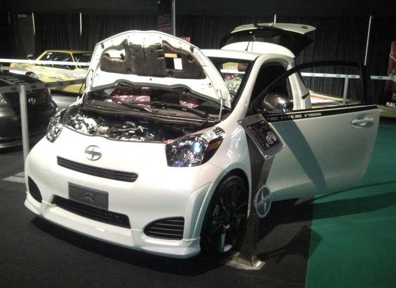 Scion iq