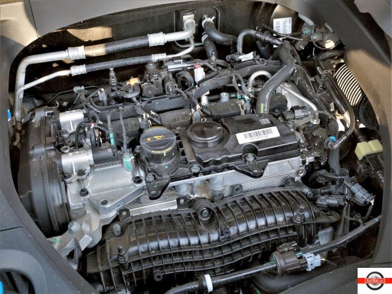 Трехцилиндровый двигатель джили