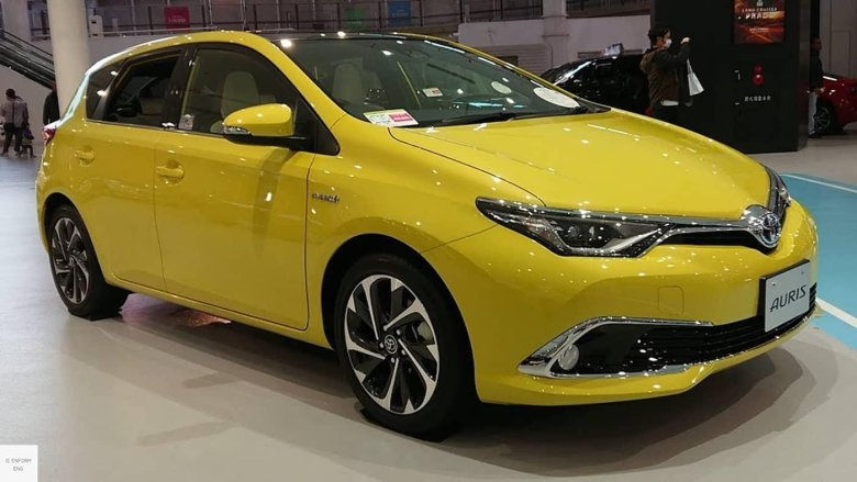 Auris toyota