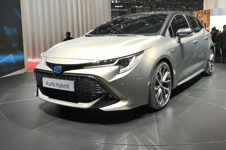 Toyota auris hybrid 2018
