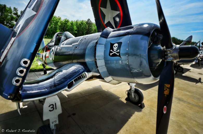F4 corsair