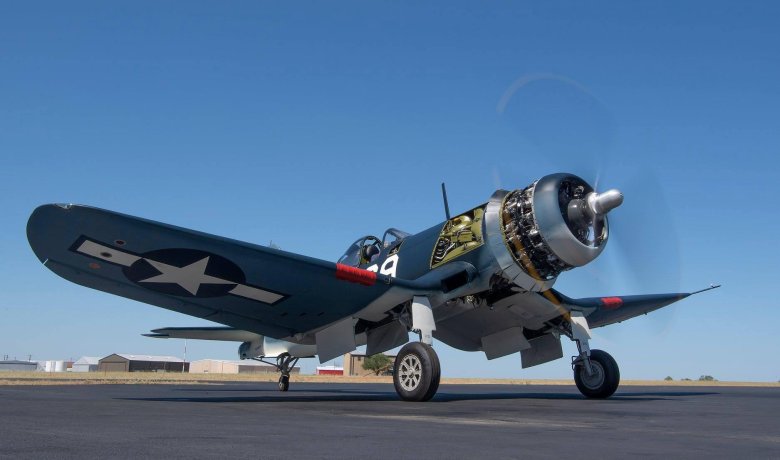 Corsair f4u самолет