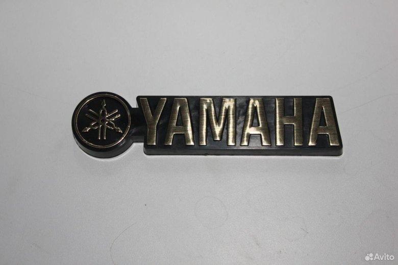 Эмблема ямаха