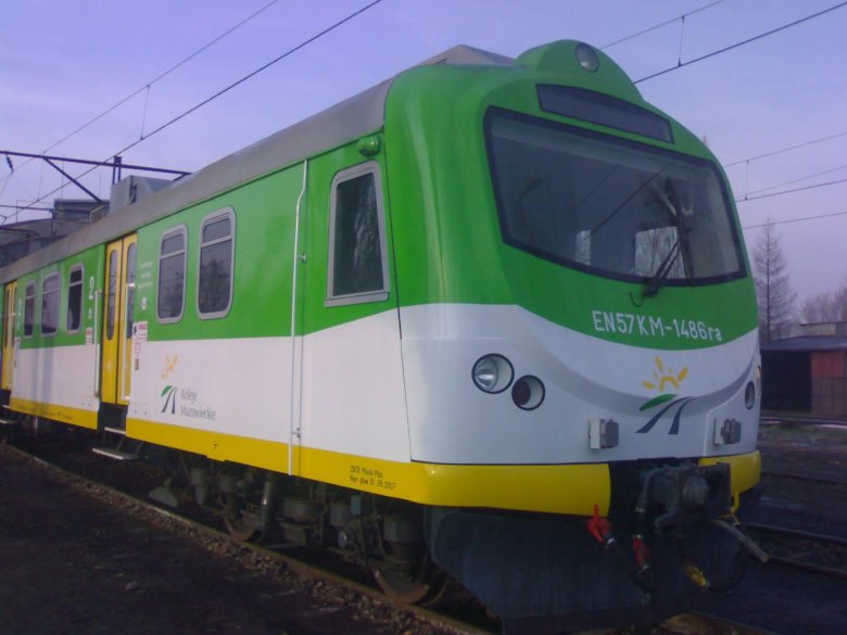 En57 электропоезд