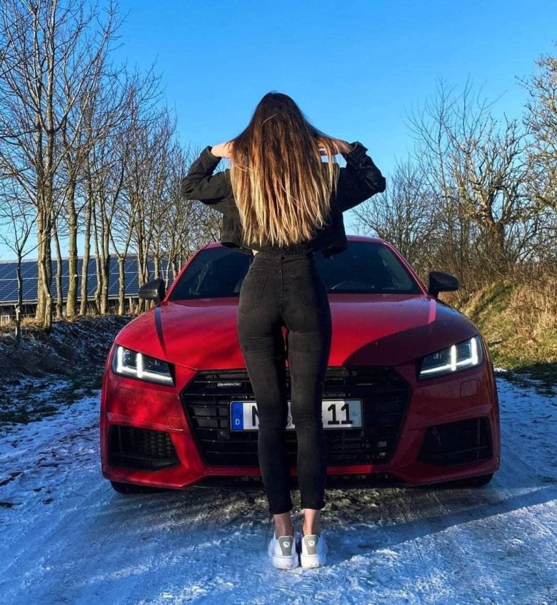 Ауди и девушки