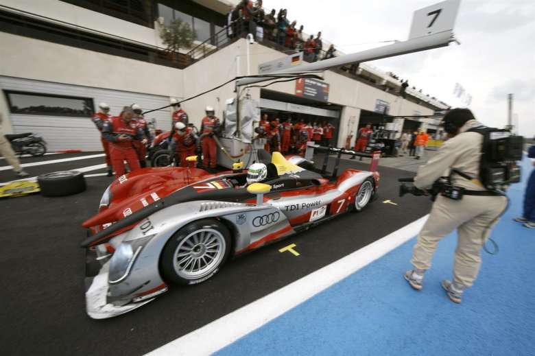 2011 audi r18