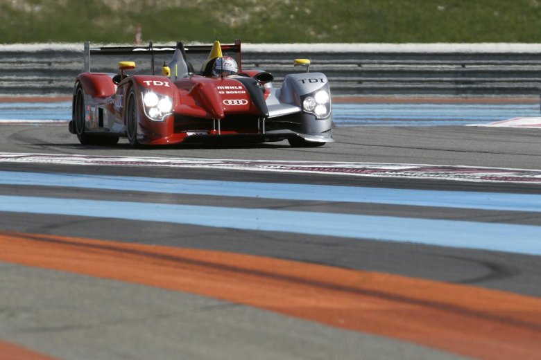 Audi r10 tdi le mans winner