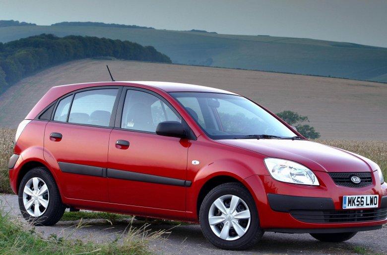 Kia rio 2005 хэтчбек