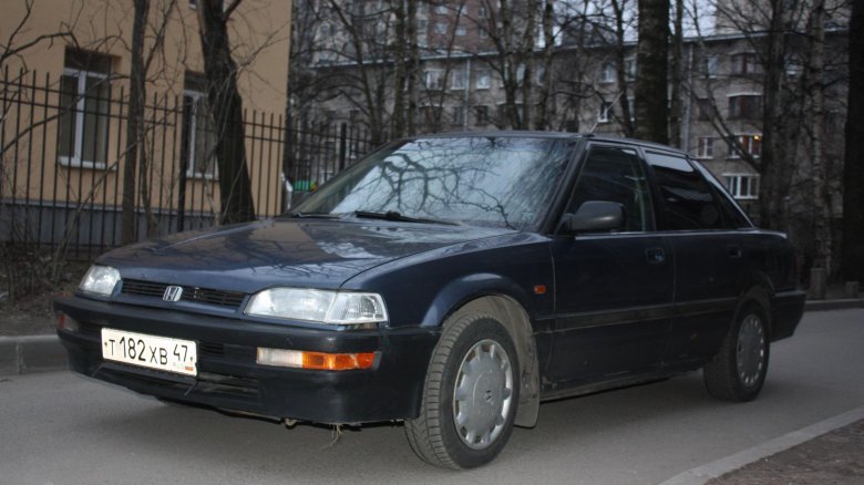Toyota carina vi (t190)