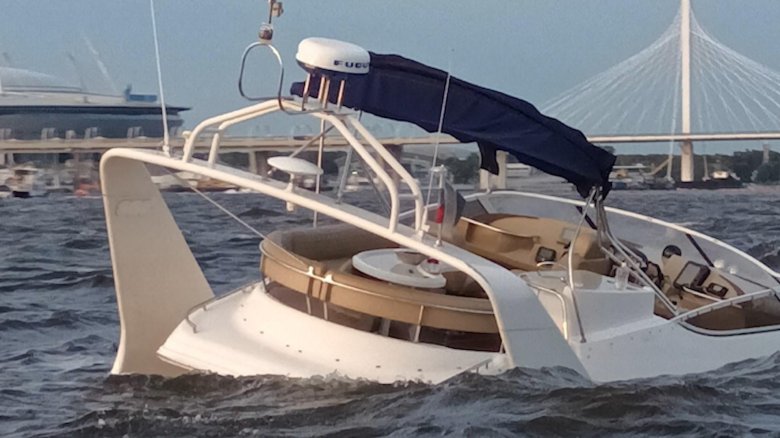 Финский залив катер