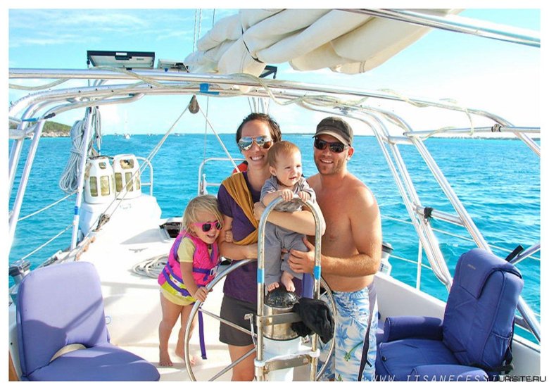 Семья на яхте