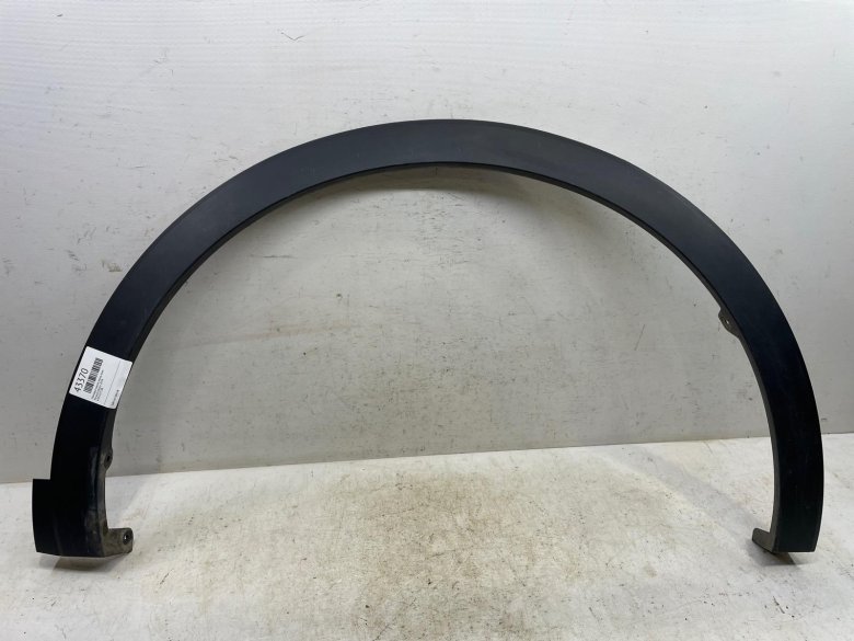 Накладка крыла переднего правого