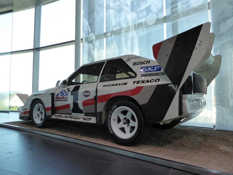 Audi sport quattro s1 pikes peak