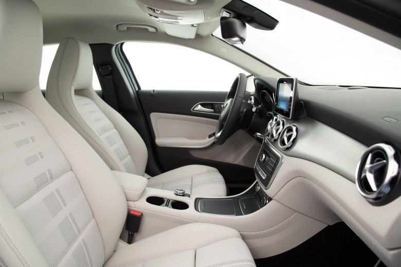 Мерседес gla 200