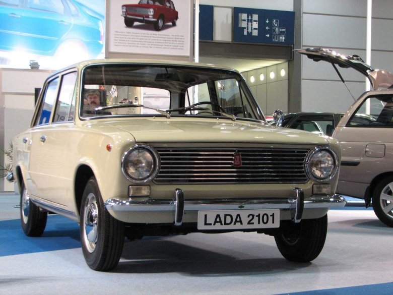 Машина ваз 2101