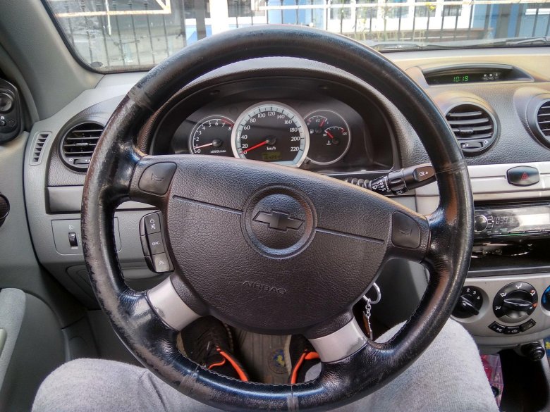 Оплетка на руль chevrolet lacetti