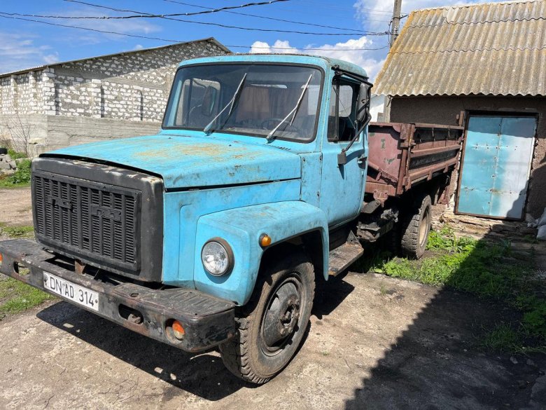 Газ 3307 бортовой