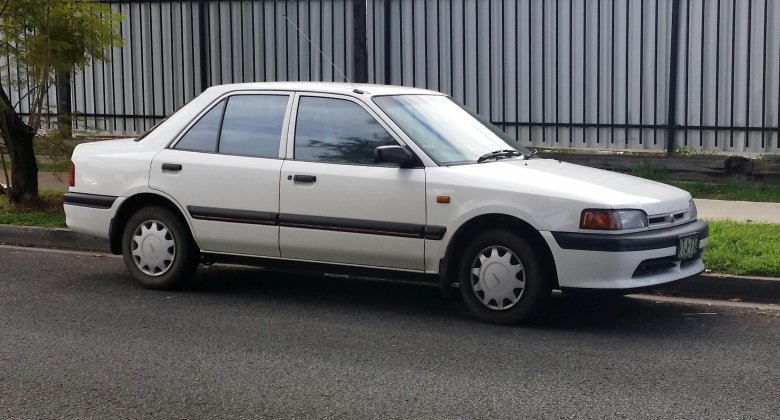 Мазда 323 седан 1991