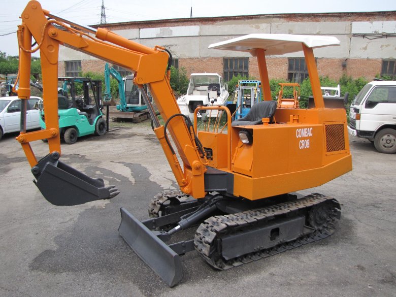 Экскаватор hinomoto cr08