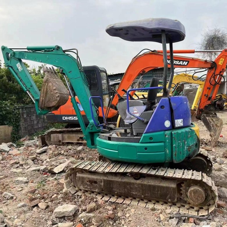 Японский экскаватор