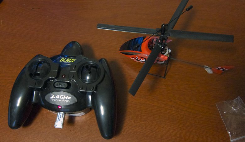 Радиоуправляемый вертолет