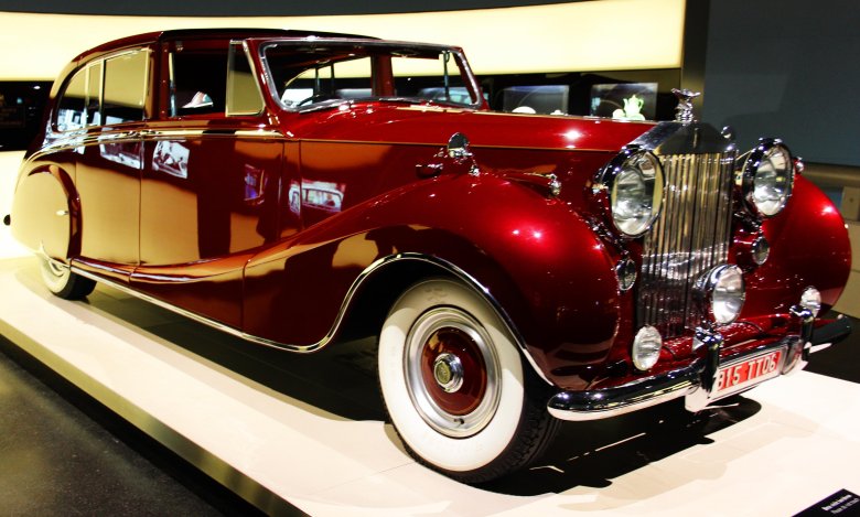 Rolls royce phantom 1950