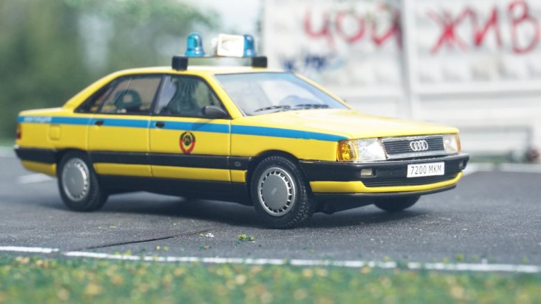 Масштабная модель ауди 100