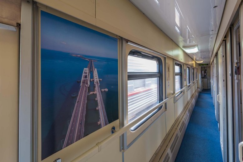 Поезд екатеринбург севастополь есть?